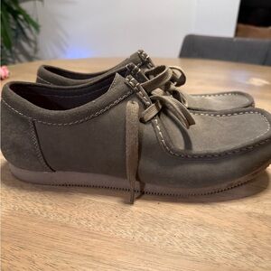 Clark’s Wallabees Men’s size 11 Lows
